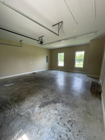 1406 Old Estill Springs Rd, Tullahoma, TN 37388