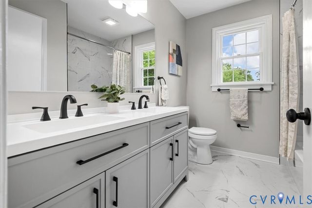 318 St Matthew St, Petersburg, VA 23803