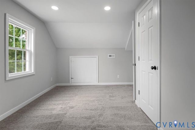 318 St Matthew St, Petersburg, VA 23803