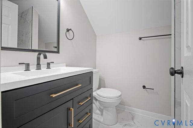 318 St Matthew St, Petersburg, VA 23803