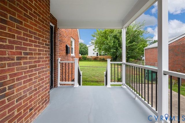 318 St Matthew St, Petersburg, VA 23803