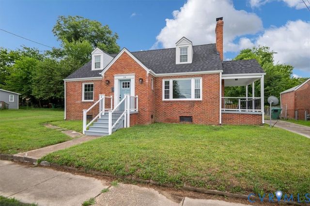 318 St Matthew St, Petersburg, VA 23803
