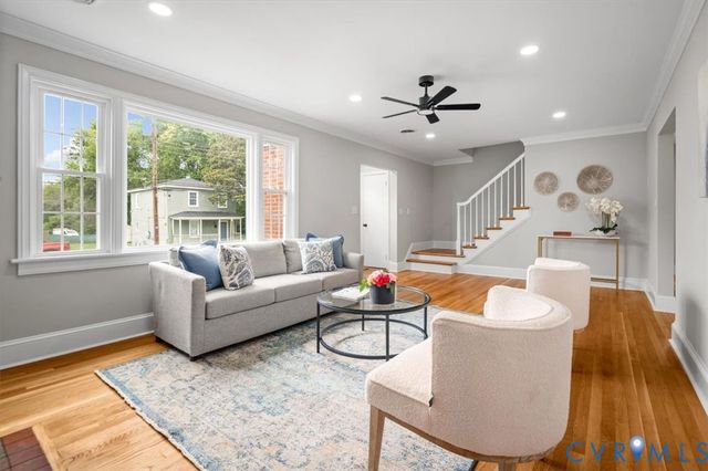 318 St Matthew St, Petersburg, VA 23803