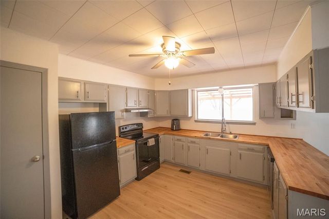 6102 Highway K, Troy, MO 63379