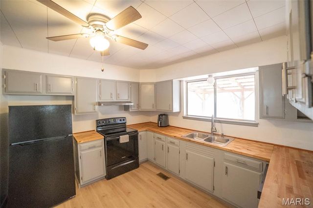 6102 Highway K, Troy, MO 63379