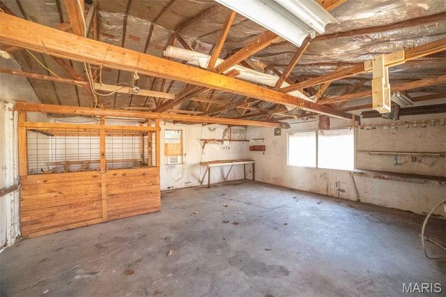 6102 Highway K, Troy, MO 63379