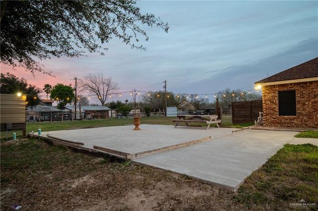 5048 Mile 8 Road, Edinburg, TX 78541