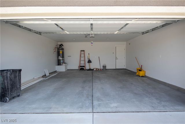 3871 North Mayfield Ranch Road, Pahrump, NV 89060