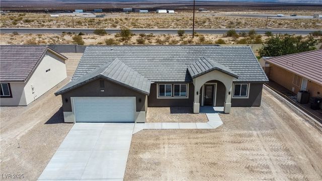 3871 North Mayfield Ranch Road, Pahrump, NV 89060