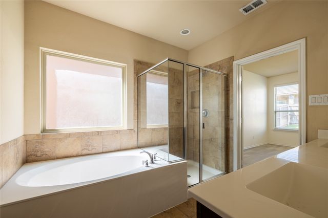 2813 Saddle Creek Drive, Fort Worth, TX 76177
