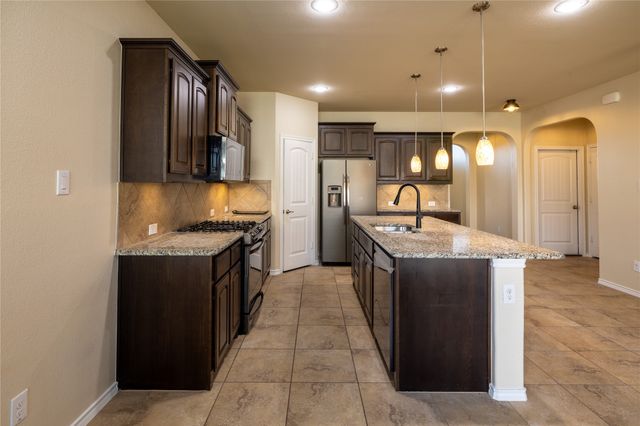 2813 Saddle Creek Drive, Fort Worth, TX 76177