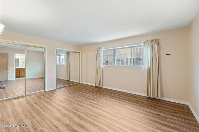 1825 S Palm Springs Circle, Tucson, AZ 85710