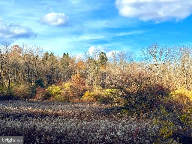 160 LOWER GRANDVIEW RD, State College, PA 16801