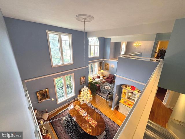 160 LOWER GRANDVIEW RD, State College, PA 16801