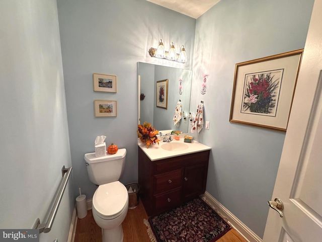 160 LOWER GRANDVIEW RD, State College, PA 16801