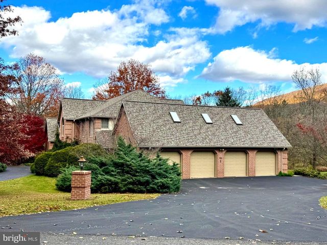 160 LOWER GRANDVIEW RD, State College, PA 16801