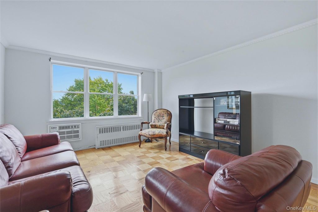 25 Franklin Avenue 6D, White Plains, NY 10601 — photo 3