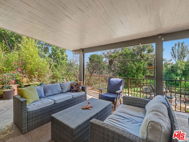 670 Tranquil Lane, Simi Valley, CA 93065