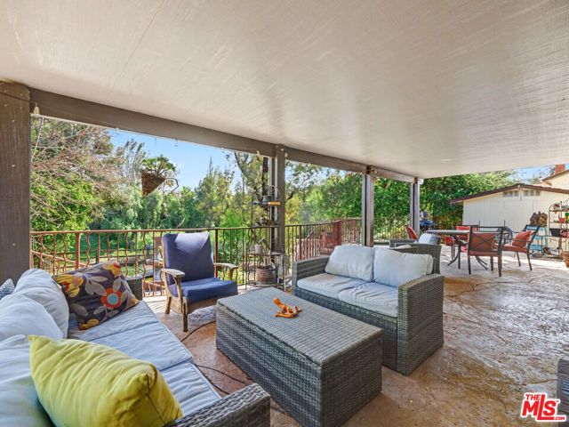 670 Tranquil Lane, Simi Valley, CA 93065