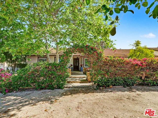 670 Tranquil Lane, Simi Valley, CA 93065