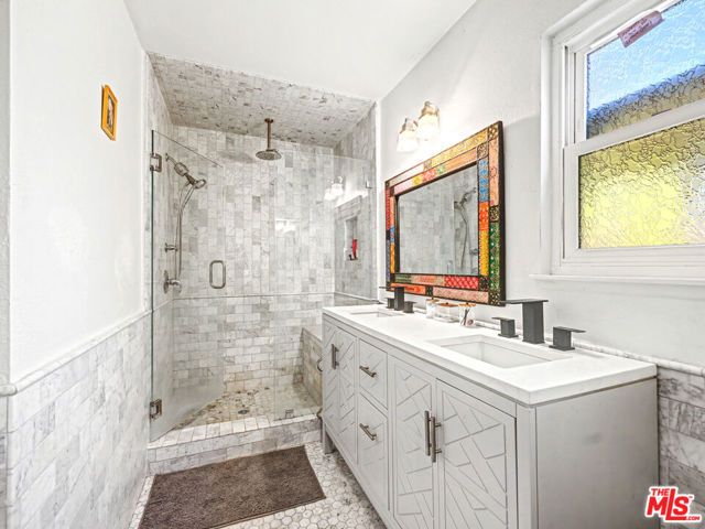 670 Tranquil Lane, Simi Valley, CA 93065