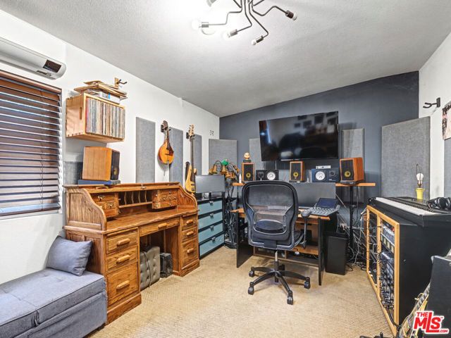 670 Tranquil Lane, Simi Valley, CA 93065