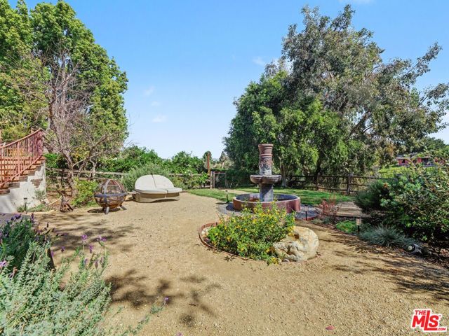 670 Tranquil Lane, Simi Valley, CA 93065