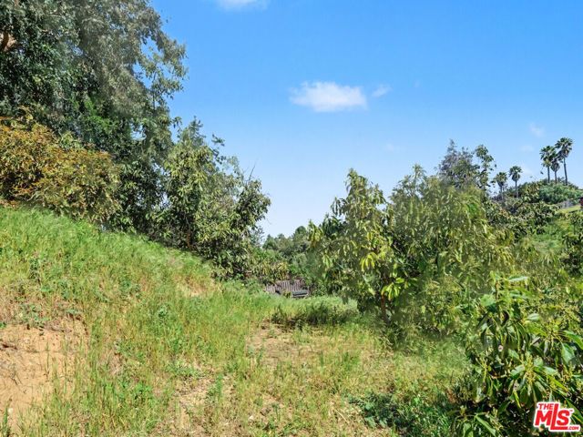 670 Tranquil Lane, Simi Valley, CA 93065