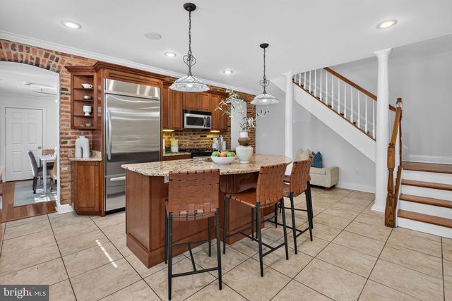 2932 DILLON ST, Baltimore, MD 21224