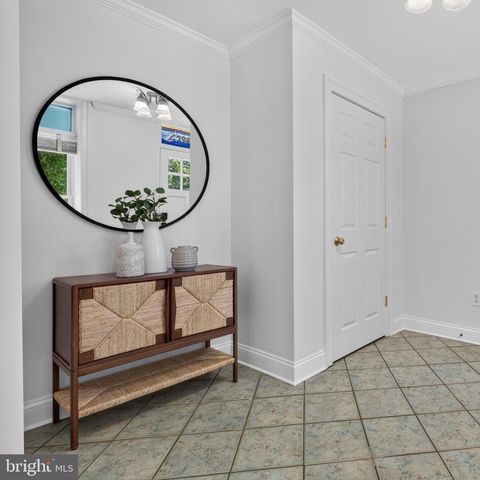 2932 DILLON ST, Baltimore, MD 21224