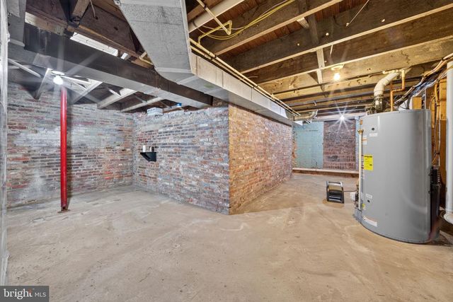2932 DILLON ST, Baltimore, MD 21224