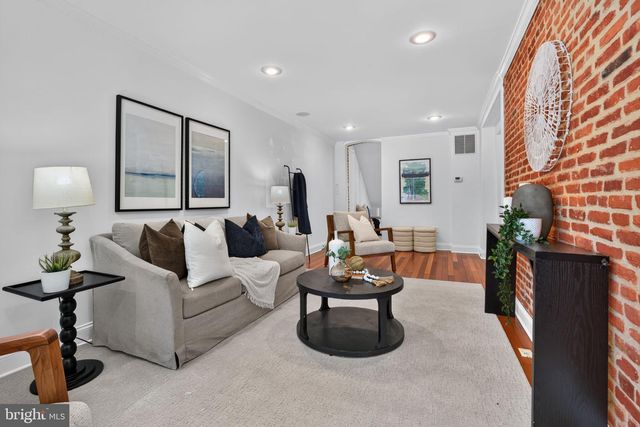 2932 DILLON ST, Baltimore, MD 21224