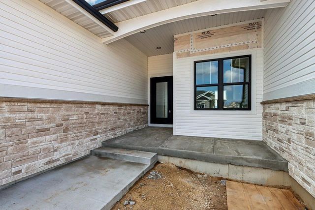224 Falcon Court, Sauk City, WI 53583
