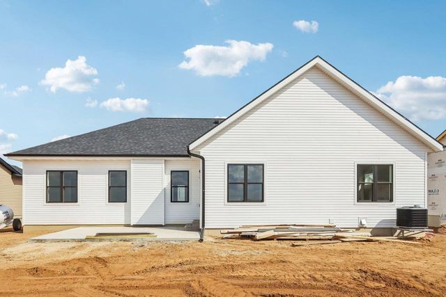 224 Falcon Court, Sauk City, WI 53583