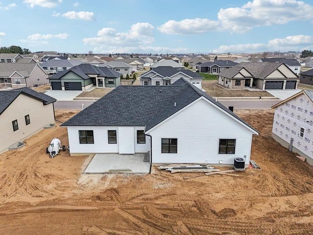 224 Falcon Court, Sauk City, WI 53583