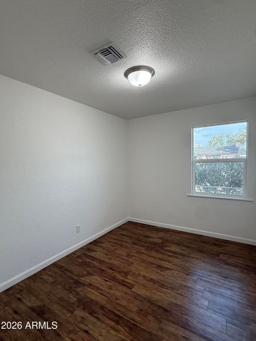 5807 W FLOWER Street, Phoenix, AZ 85031