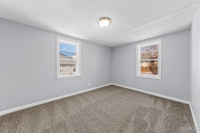 9386 Golden Gate Road, St Louis, MO 63144