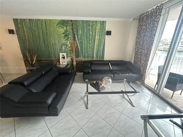 121 Golden Isles Dr 104, Hallandale Beach, FL 33009