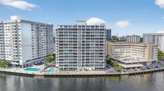 121 Golden Isles Dr 104, Hallandale Beach, FL 33009