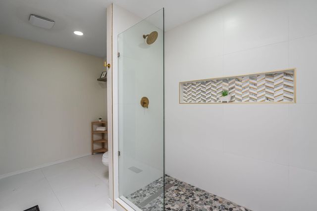 1701 Miracerros Place NE, Albuquerque, NM 87106