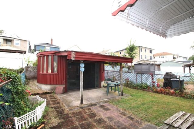 425 Davis Ave, Kearny Town, NJ 07032