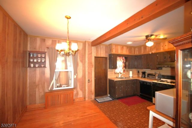 425 Davis Ave, Kearny Town, NJ 07032