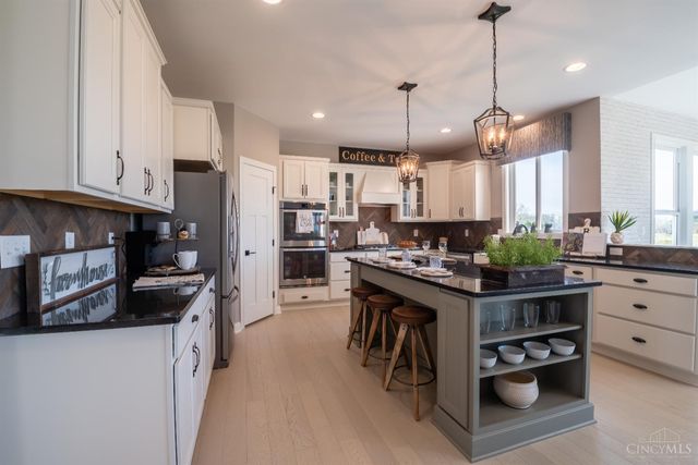 1013 Prestwick Place, Pierce Twp, OH 45245