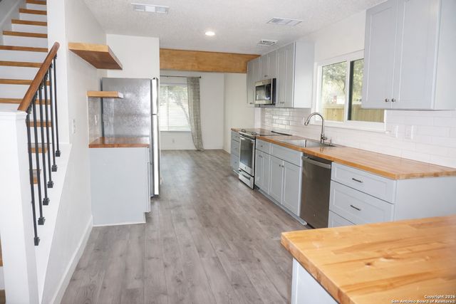 7311 Bluestone, San Antonio, TX 78249