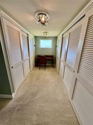 376 W ROYAL FLAMINGO DRIVE, Sarasota, FL 34236