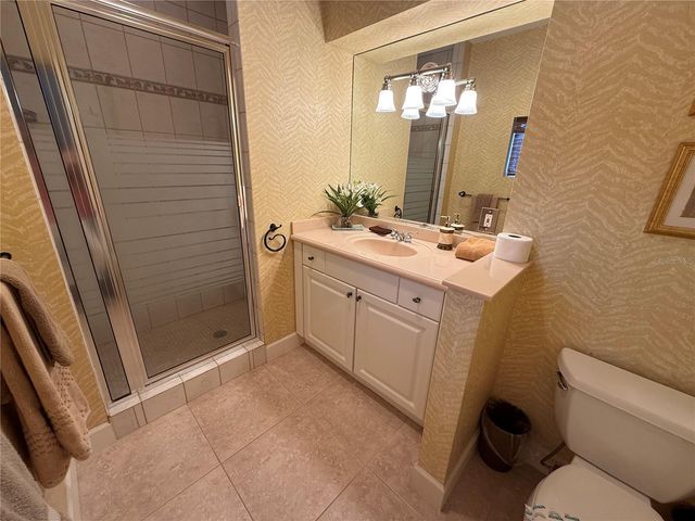 376 W ROYAL FLAMINGO DRIVE, Sarasota, FL 34236