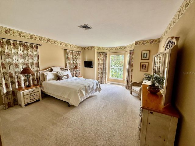 376 W ROYAL FLAMINGO DRIVE, Sarasota, FL 34236