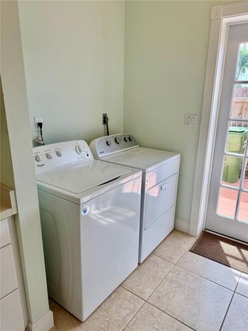 376 W ROYAL FLAMINGO DRIVE, Sarasota, FL 34236