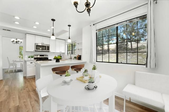 16244 Avenida Venusto A, San Diego, CA 92128