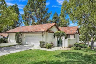 16244 Avenida Venusto A, San Diego, CA 92128